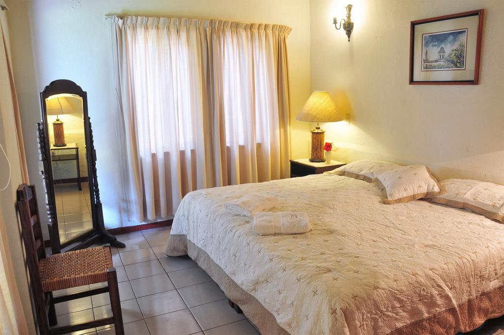 Hostal La Parroquia En Comala Екстериор снимка
