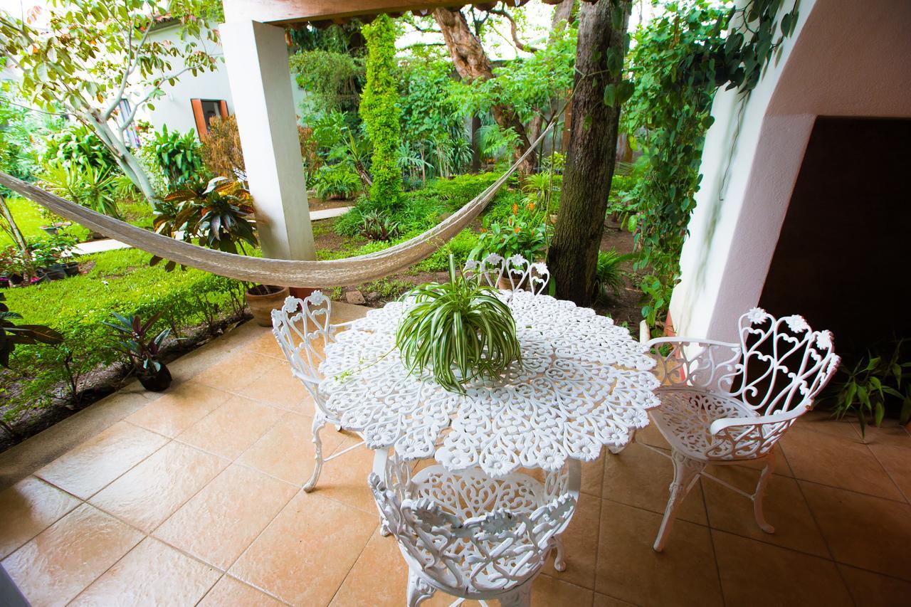 Hostal La Parroquia En Comala Екстериор снимка